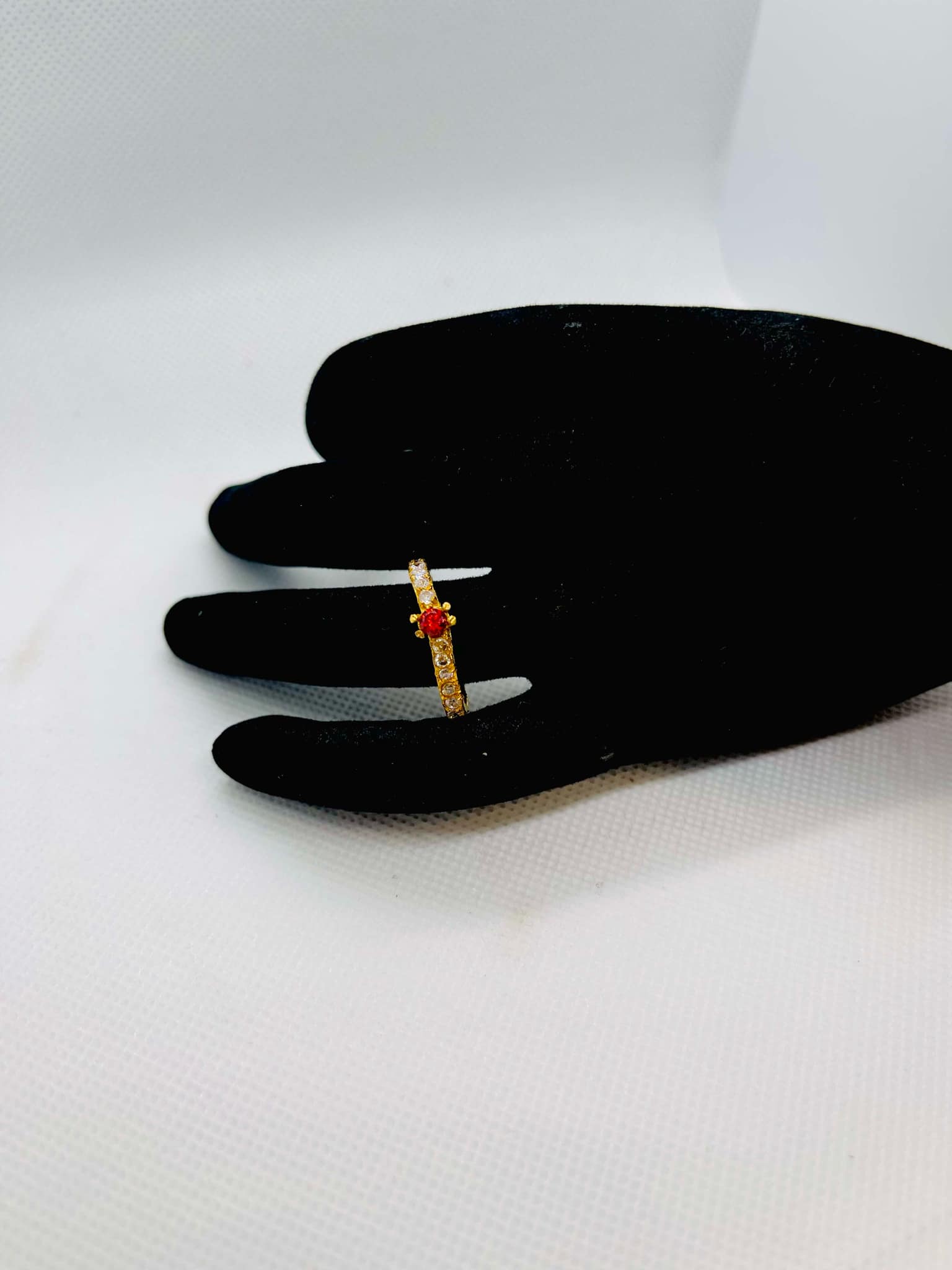 Rng-18 - Female Fingering Design