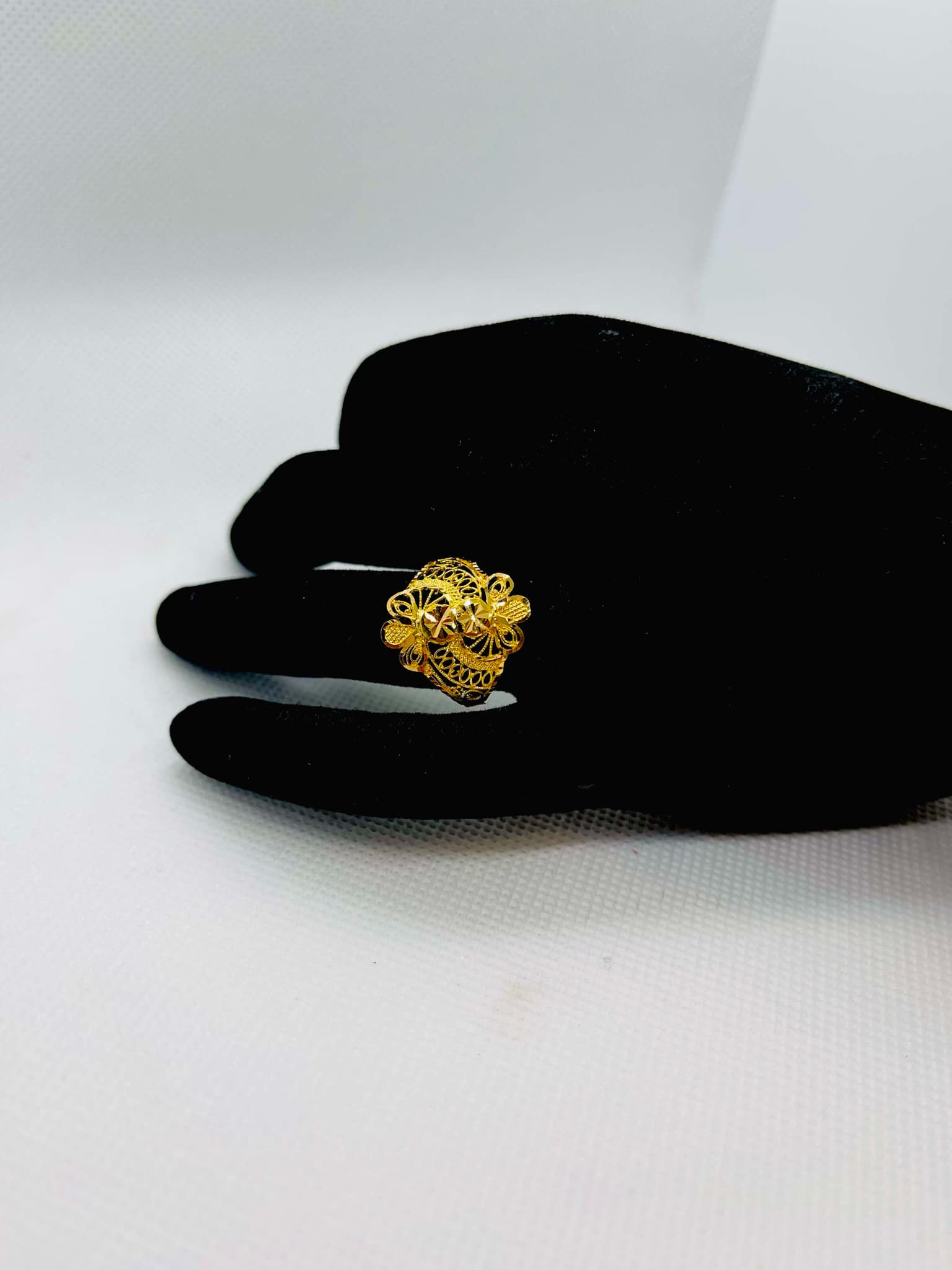 Rng-23 - Female Fingering Design