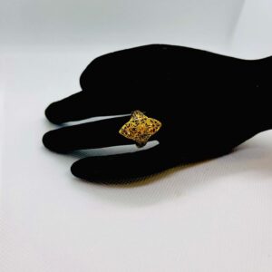 Rng-6 - Female Fingering Design